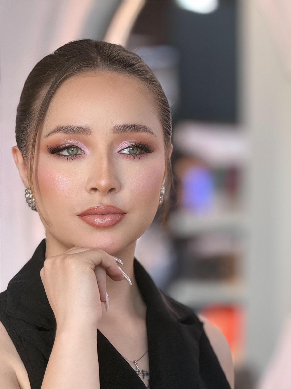 Close-up styling look